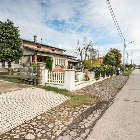 Apartamento L'Oasi Di Ramona Polesine Parmense Exterior foto
