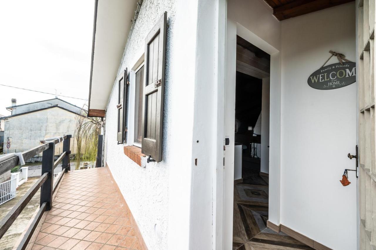 Apartamento L'Oasi Di Ramona Polesine Parmense Exterior foto